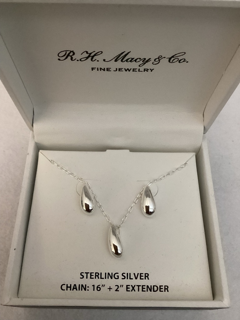 RH Macys Sterling Silver Teardrop Necklace and Earrings Set - Picture 4 of 8